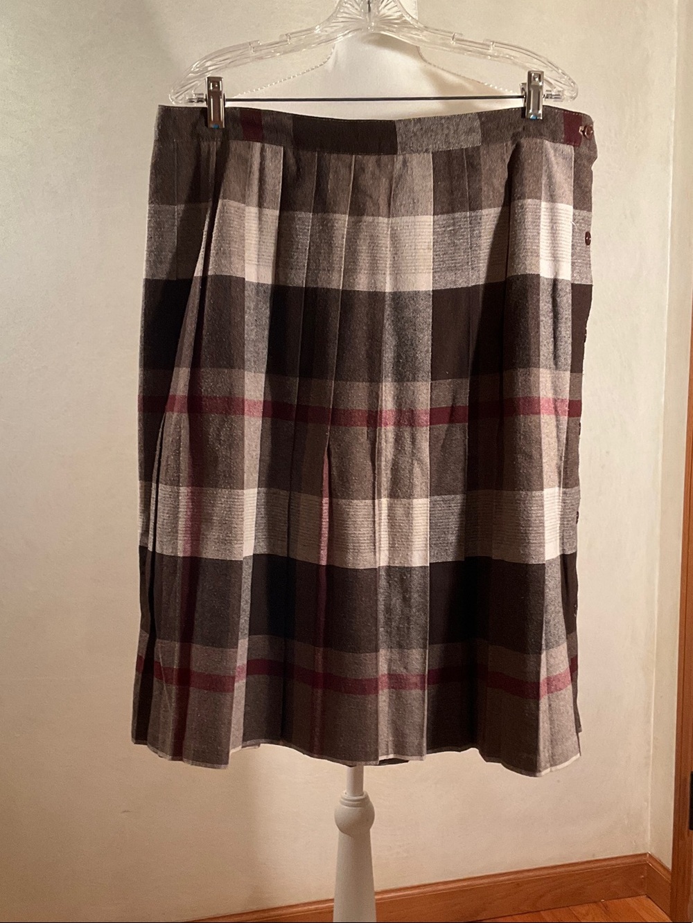 East Blvd vintage A-Line Plaid Midi Skirt in Brown, Cream & Maroon